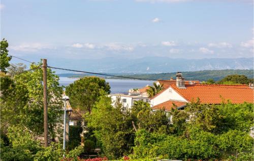 Vantacici Apartamento | Cozy Apartment In Vantacici With Wifi
