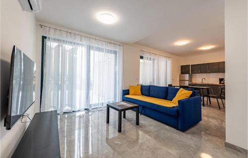 Vir Apartamento | Cozy Apartment In Vir With Wifi