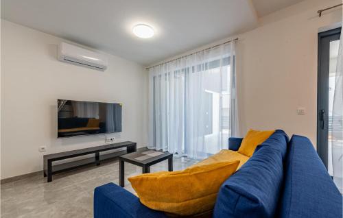 Vir Apartamento | Cozy Apartment In Vir With Wifi