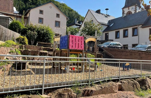 Malberg Apartamento | Acogedor apartamento Malberg - Eifel, 2 adultos + 3 niños. Wifi. amigable para los niños