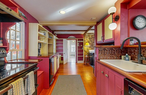 Wiscasset Apartamento | Cozy apartment near the river: walk to town & local attractions