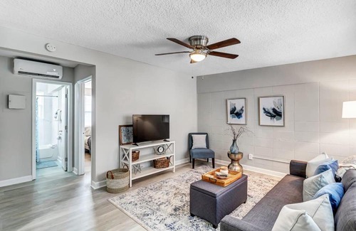 Oak Haven Apartamento | Cozy Apartment on Shaded Street!