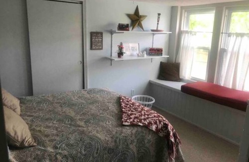 Monticello Casa | Cozy Apartment on Tippecanoe River