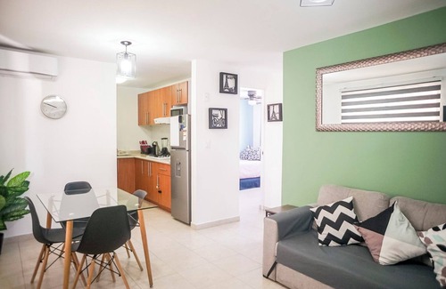León Apartamento | Cozy Apartment Poliforum AC