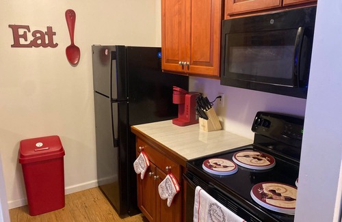 Mount Auburn Apartamento | Cozy apartment steps from Christ Hospital, UC and minutes to downtown!
