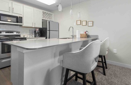 Virginia Beach Apartamento | Cozy Apartment with Lakeside View