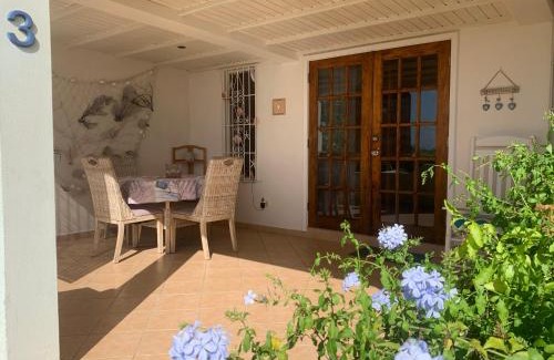 Dickenson Bay Apartamento | Cozy apartment with beach at walking distance and pool