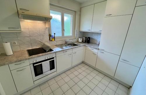 Albisrieden Apartamento | Cozy Apartment with Balcony in Zürich