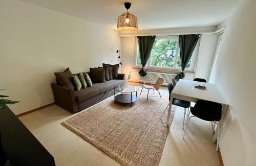 Albisrieden Apartamento | Cozy Apartment with Balcony in Zürich