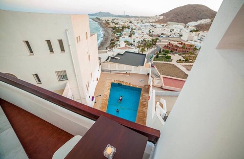 Carboneras Condominio | Coqueto apartamento con vistas al mar y la piscina