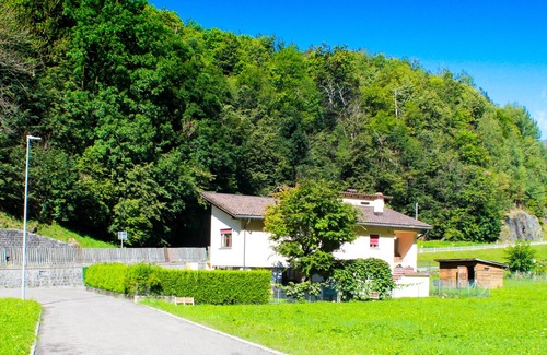 Torre Apartamento | Cozy apartment with garden, veranda and mountain view