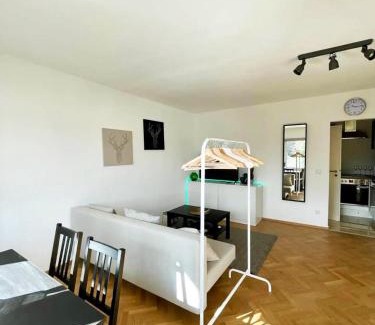 Sudostviertel Apartamento | Cozy apartment with kitchen + balcony NEW!