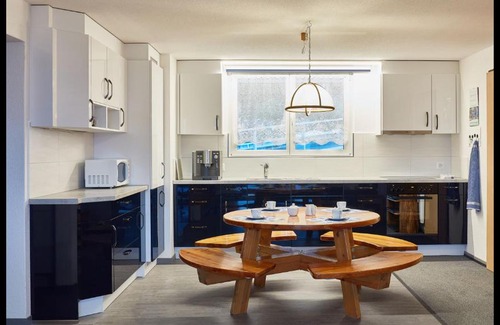 Emmetten Apartamento | Cozy apartment with lake view for 6 guests
