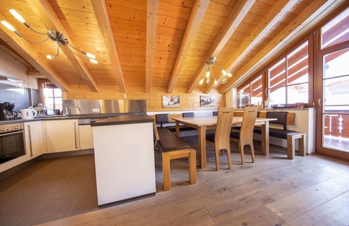 Hochkrimml Apartamento | Cozy apartment with mountain view, sauna, and close to the slopes