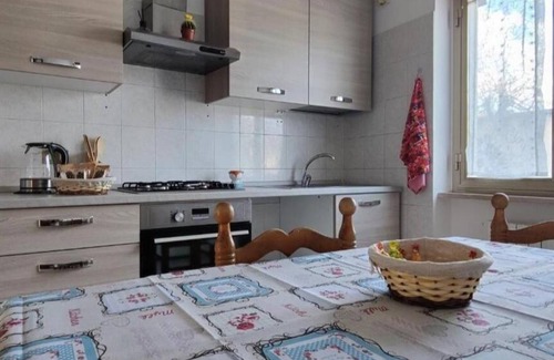 Tempera Casa | Cozy apartment with private garden and parking in L'Aquila