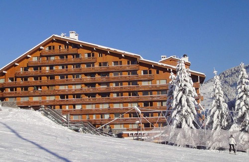 Meribel-Mottaret Apartamento | Apartamento cómodo con gran terraza al sur, cerca de pistas y comercios