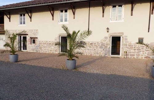 Domsure Apartamento | Apartamento-Confortable-Baño Privado-Vista al campo