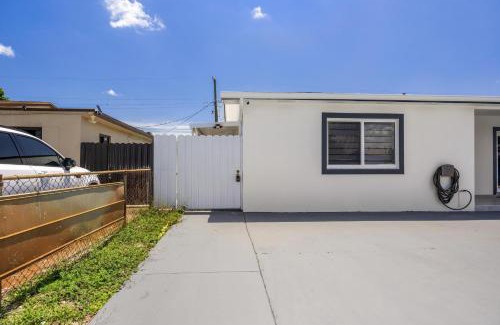 Carol City Apartamento | Cozy Apartment with a luxury King Bed