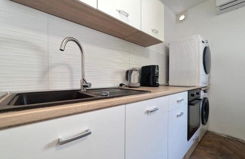 Sesvete Apartamento | Cozy Apartment with Washer, Dryer, and Floor Heating