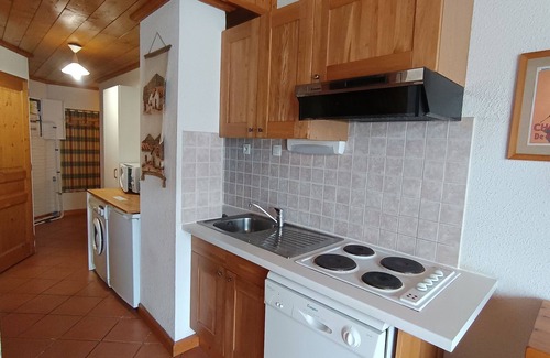 Montgenevre Apartamento | ¡Apto para 6 cerca de las pistas y comercios, con parking, admite mascotas y excelente precio!