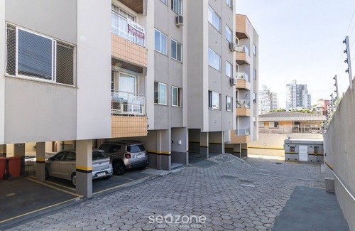 Capoeiras Apartamento | Cozy apt in Capoeiras Rmc203