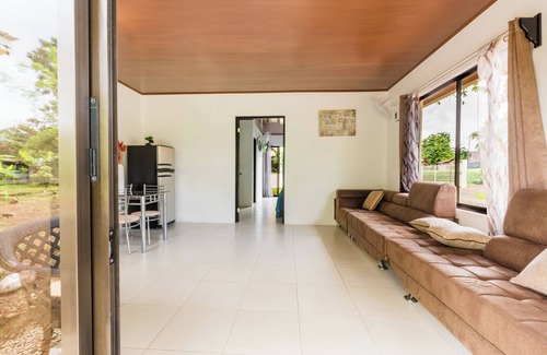 Llanuras del norte Apartamento | Cozy Apt next to famous river Rio Celeste perfect for Family/couple Adventure