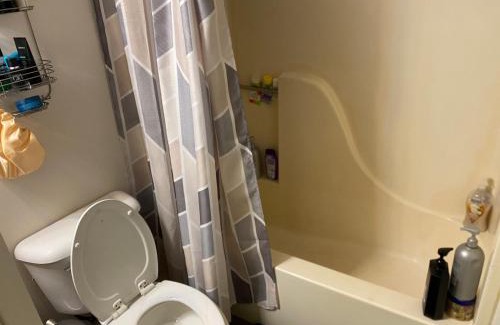 Stockbridge Apartamento | cozy apt with master bed