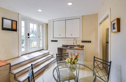 Aptos Apartamento | Cozy Aptos Studio about 2 Mi to Seacliff State Beach!