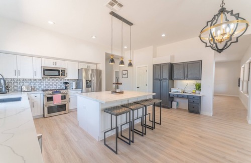 Bascom Hills Casa | Cozy Arizona home great for family’s or a fun trip! near Scottsdale! with a pool