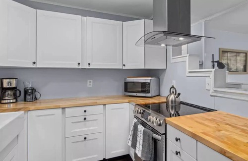 Arnold Casa | Cozy Arnold House Near Annapolis