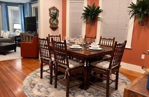Everett Apartamento | Cozy as a Sunday - 2/BR sleep 6