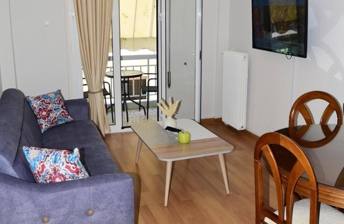 Petralona Apartamento | Cozy Athens Apartment With Stunning Views