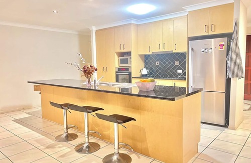 Drewvale Cama Y Desayuno | Cozy B&B private room retreat in Drewvale.