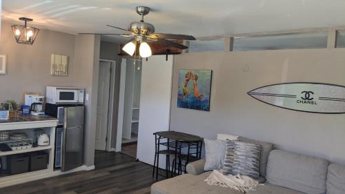 Flour Bluff Apartamento | Cozy B- condo in charming Corpus Christi with WiFi, AC near Laguna Madre