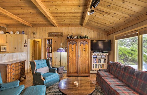 Baileys Harbor Casa | Cozy Baileys Harbor Cottage on Lake Michigan!