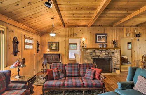 Baileys Harbor Casa | Cozy Baileys Harbor Cottage on Lake Michigan!