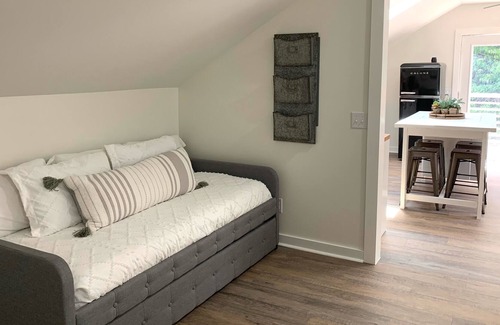 Southern Pines Casa | Cozy Barn Apt