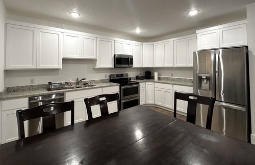 Nephi Apartamento | Cozy Basement Apartment with private entrance.