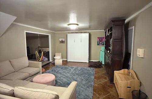 Huntcliff Apartamento | Cozy basement studio with WiFi, hot tub and pool in enjoyable Columbia