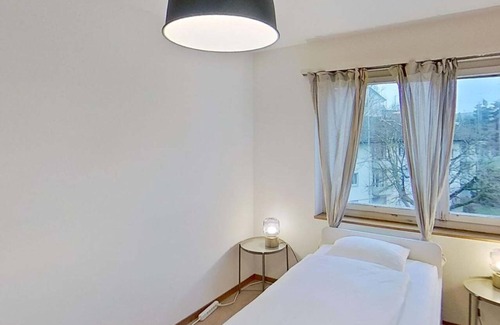 Meilen District Apartamento | Cozy & Basic 4-Bedroom Stay Near Zurich