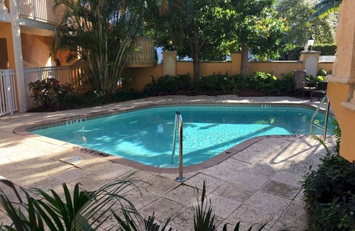 Hendricks and Venice Isles Apartamento | Cozy Beach Apt Las Olas Blvd