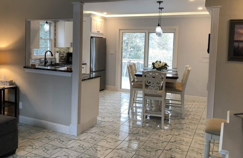 Town Bank Casa | Cozy Beach Block Cottage - Steps To The Beach ...