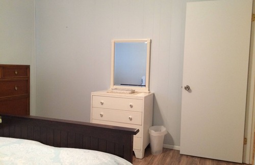 Long Island Cabaña | Cosy Beach Cottage A solo minutos a pie de South Beach, porche privado y protegido