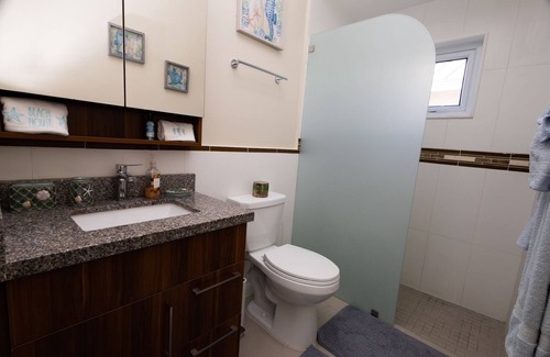 Lucea Casa | Cozy Beach House getaway in Lucea Hanover