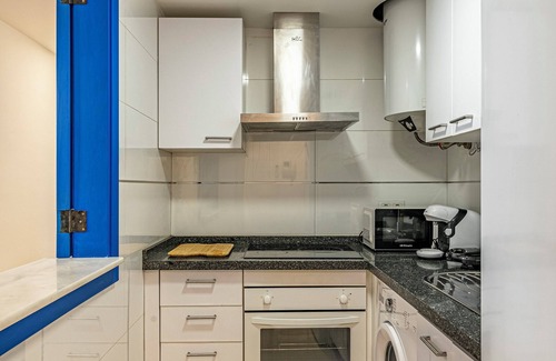 El Palo Apartamento | Cozy Beachfront Apartment in Pedregalejo, Málaga