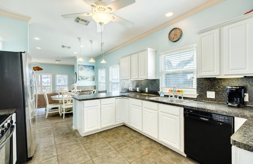 Pointe San Luis Casa | Cozy Beachside Home - Pet Friendly, Fenced Yard, Covered Deck, 0.5 blk to Beach