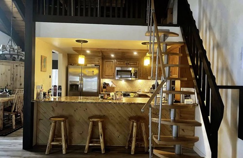 Zephyr Cove Chalet De Esquí | 🐻 Cozy Bear's Lair Tahoe Chalet Near Heavenly 🏂
