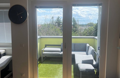 Favoriten Apartamento | Cozy beautiful nice nature close to u1 station Oberlaa & autobahn