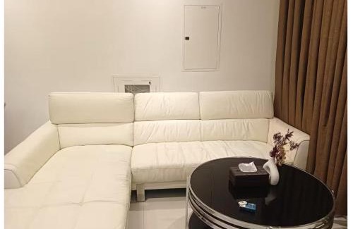 Ajman Casa | Cozy Beautiful Private Nerd with Shared Washroom