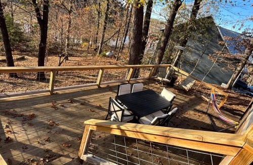 Lowell Casa | Cozy Beaver Lake Getaway